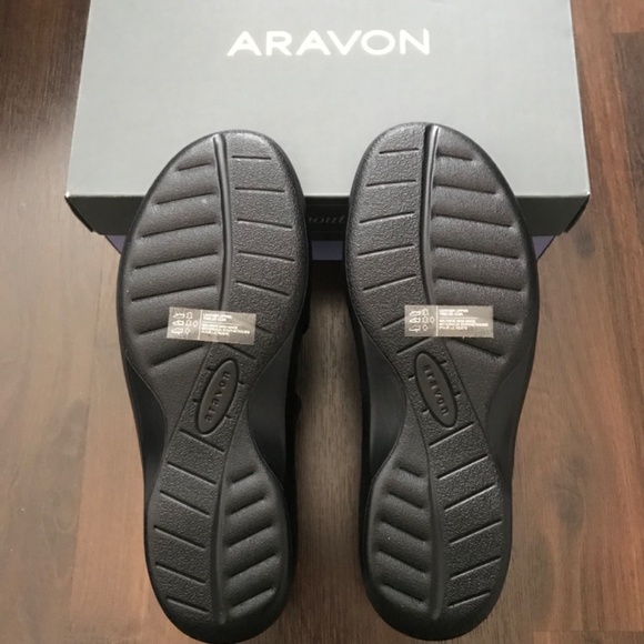 NEW Aravon Sandals Duxbury T-Strap Women's Size 9 Black - Picture 6 of 8
